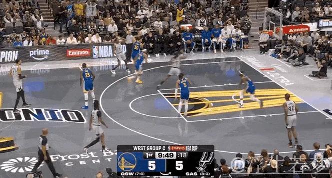 瓦塞尔妙传底线 卡斯尔双手炸扣 瓦塞尔妙传底线 卡斯尔双手炸扣